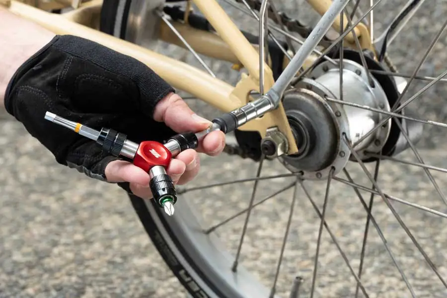 What is an EDC tool-E2