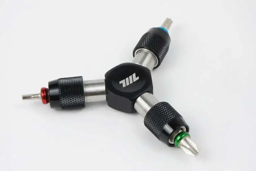 The New 2025 711L EDC Y-Driver - 711L EDC-0\4