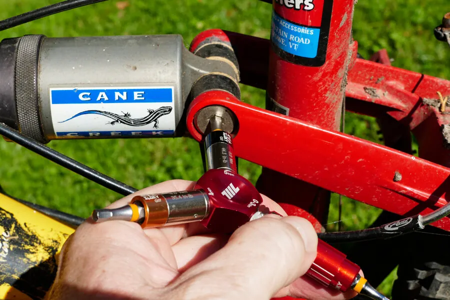 The 711L EDC Y Torque Driver is the Perfect Bike Tool-03